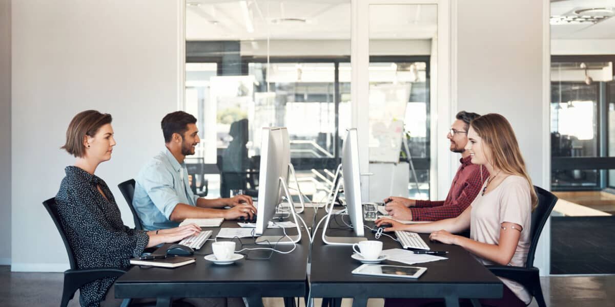 Open space vs. bureau individuel : le match !
